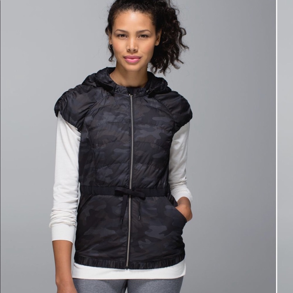 Lululemon camo black vest jacket